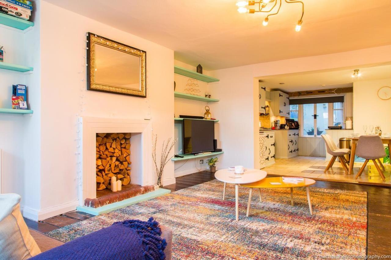 Seafront With Garden Apartment *